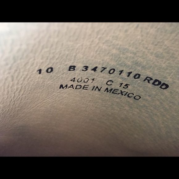 Frye - Melissa tab zip boots Size 10 B in brown - Picture 4 of 4